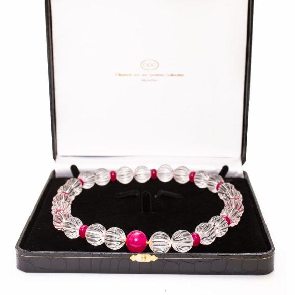 Kette weiss rot etui